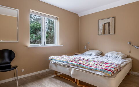 Jurgis - 300M from the Sea: Interior Design, Wand, Fussboden, Flooring, Möbel, Holz, Schlafzimmer, Bett, Textil, Zimmer