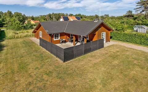 Brigitta - 1.5Km from the Sea: Dachdecken, Hütte, Haus, Dach, Zuhause, Bauernhaus, Hütte, Estate, Dorf