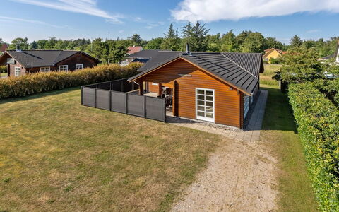 Brigitta - 1.5Km from the Sea: Dachdecken, Hütte, Haus, Dach, Zuhause, Bauernhaus, Hütte, Estate, Dorf