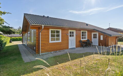 Brigitta - 1.5Km from the Sea: Dachdecken, Hütte, Haus, Dach, Zuhause, Bauernhaus, Hütte, Estate, Dorf