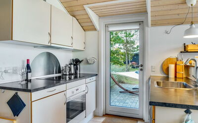 Tishon - 100M from the Sea