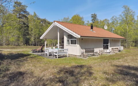 Sörine - 2Km from the Sea: Holz, Zuhause, Veranda, Deck, Hartholz, Dach, Holzbeize, Holzboden, Eco Hotel