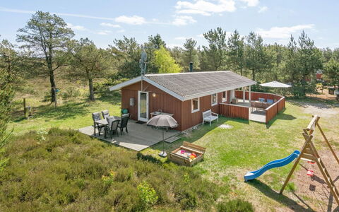 Hrefna - 350M from the Sea: Dach, Haus, Grundstueck, Zuhause, Hütte, Estate, Gartenbauten, Schatten, Blockhaus, Landscaping