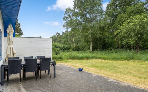 Ema - 5Km from the Sea: Holz, Zuhause, Veranda, Deck, Hartholz, Dach, Holzbeize, Holzboden, Eco Hotel