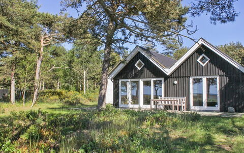 Hatem - 200M from the Sea: Holz, Zuhause, Veranda, Deck, Hartholz, Dach, Holzbeize, Holzboden, Eco Hotel