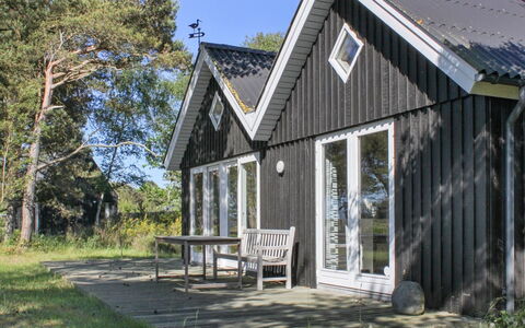 Hatem - 200M from the Sea: Holz, Zuhause, Veranda, Deck, Hartholz, Dach, Holzbeize, Holzboden, Eco Hotel