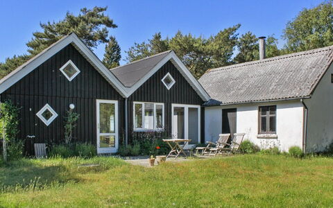 Hatem - 200M from the Sea: Holz, Zuhause, Veranda, Deck, Hartholz, Dach, Holzbeize, Holzboden, Eco Hotel