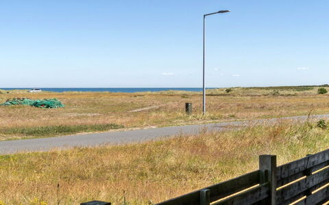 Thrineke - 200M from the Sea: Schwimmbad, Gartenmöbel, Möbel, Resort, Flagstone, Eco Hotel, Schatten, Stuhl, Freizeit, Estate
