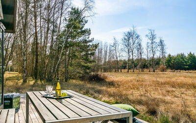 Shayene - 2.5Km from the Sea