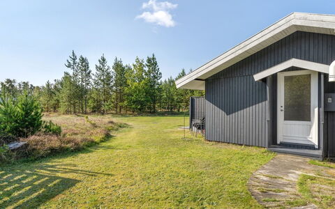 Dorith - 400M from the Sea: Die Architektur, Dach, Zuhause, Verbundwerkstoff, Daylighting, Abstellgleis, Auffahrt