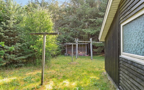 Gretelise - 2Km from the Sea: Wohngebiet, Dach, Vorort, Auffahrt, Estate, Kamin