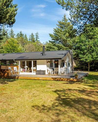 Hakan - 4Km from the Sea