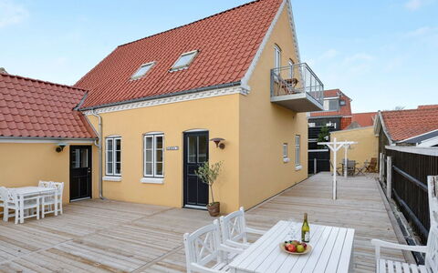 Liina - 200M from the Sea: Haus, Dach, Tür, Zuhause, Hütte, Estate, Gartenmöbel, Auffahrt, Villa, Balkon