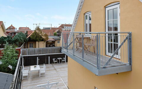 Liina - 200M from the Sea: Geländer, Balkon, Verbundwerkstoff, Baluster, Veranda, Eisen, Metall, Treppe, Deck, Zaun