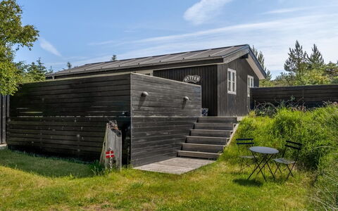 Thorkil - 800M from the Sea: Haus, Zuhause, Hütte, Estate, Garten, Bauernhaus, Abstellgleis, Gartenbauten, Veranda