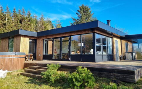 Lefke - 400M to the Fjord: Die Architektur, Dach, Zuhause, Verbundwerkstoff, Daylighting, Abstellgleis, Auffahrt