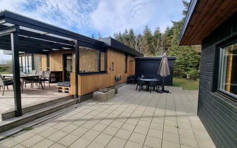 Lefke - 400M to the Fjord: Die Architektur, Dach, Zuhause, Verbundwerkstoff, Daylighting, Abstellgleis, Auffahrt