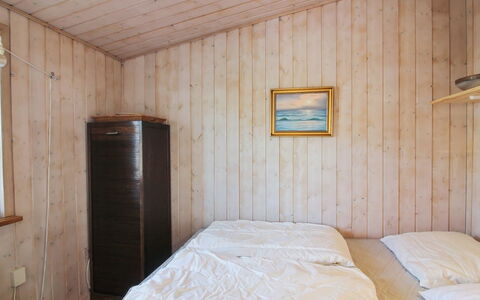 Adi - 75M from the Sea: Möbel, Interior Design, Stuhl, Flooring, Tabelle, Resort, Fussboden, Decke, Zimmer, Eco Hotel