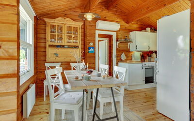 Nahima - 350M from the Sea