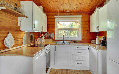 Nahima - 350M from the Sea