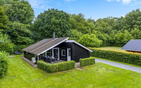 Corinna - 28Km from the Sea: Zuhause, Hütte, Veranda, Hartholz, Abstellgleis, Deck, Schatten, Planke, Estate, Gartenbauten
