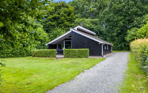 Corinna - 28Km from the Sea: 