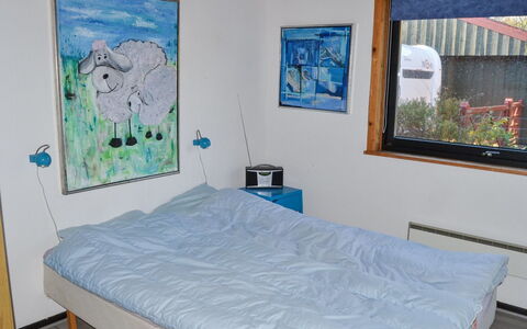 Amara: Schlafzimmer, Bett, Bettdecke, Bedding, Linens, Möbel, Flooring, Fussboden, Interior Design, Bettrahmen