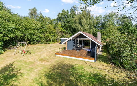 Pance - 20Km to the Fjord: Dach, Haus, Zuhause, Hütte, Tür, Abstellgleis, Deck, Veranda, Planke, Hartholz