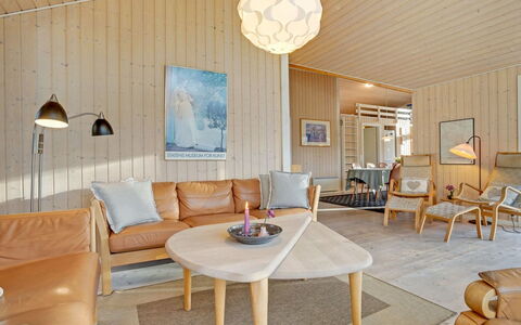 Swarte - 30Km from the Sea: Interior Design, Flooring, Holz, Möbel, Fussboden, Decke, Beleuchtung, Light Fixture, Couch, Wohnzimmer