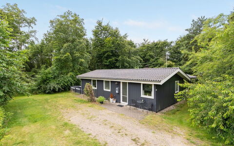 Massie - 30Km from the Sea: Hütte, Zuhause, Haus, Dach, Veranda, Estate, Abstellgleis, Gartenbauten, Bauernhaus, Garten