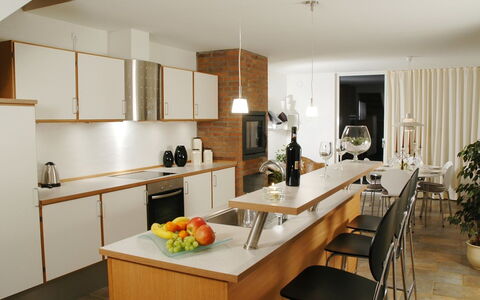Fanny - 2Km from the Sea: Möbel, Countertop, Küche, Interior Design, Flooring, Light Fixture, Holz, Cabinetry, Stuhl, Fussboden