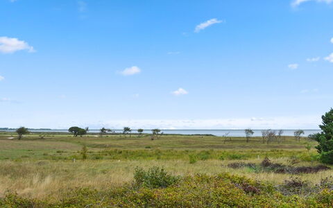 Annicka - 5Km from the Sea: Möbel, Interior Design, Flooring, Holz, Fussboden, Decke, Holzboden, Stuhl, Tabelle, Beleuchtung