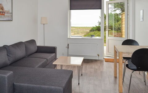 Annicka - 5Km from the Sea: Möbel, Interior Design, Flooring, Holz, Fussboden, Decke, Holzboden, Stuhl, Tabelle, Beleuchtung