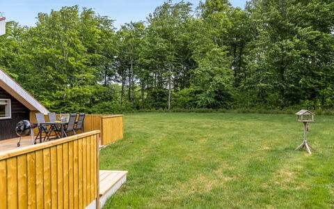 Tiia - 29Km from the Sea: Hütte, Zuhause, Haus, Dach, Veranda, Estate, Abstellgleis, Gartenbauten, Bauernhaus, Garten