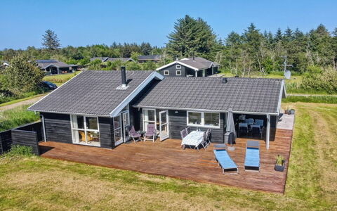 Hampus - 500M from the Sea: Die Architektur, Dach, Zuhause, Verbundwerkstoff, Daylighting, Abstellgleis, Auffahrt