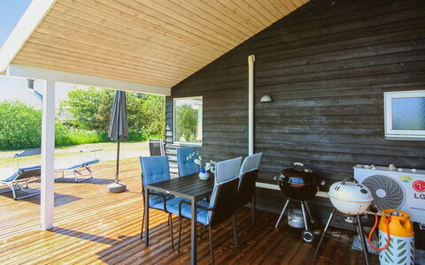 Hampus - 500M from the Sea: Die Architektur, Dach, Zuhause, Verbundwerkstoff, Daylighting, Abstellgleis, Auffahrt