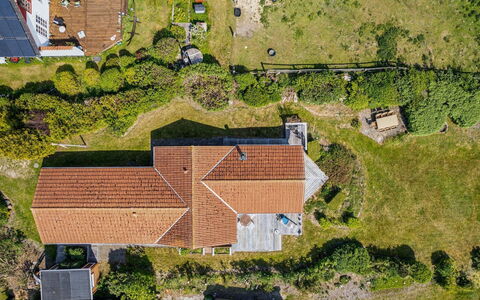 Brunman - 10M to the Fjord: Haus, Dach, Landschaft, Ländliches Gebiet, Zuhause, Hütte, Grundstueck, Einfach, Estate, Dorf