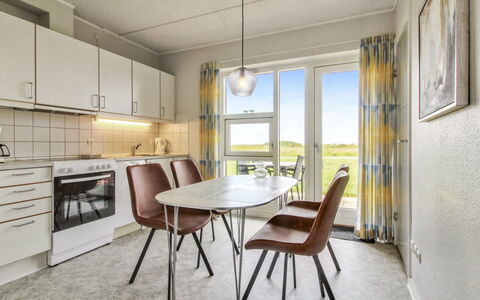 Arnulfuer: Dach, Haus, Zuhause, Hütte, Tür, Abstellgleis, Deck, Veranda, Planke, Hartholz