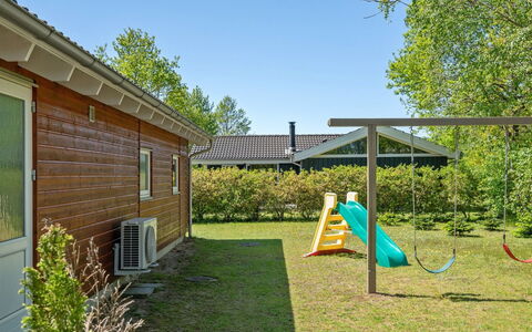 Ebbi - 36Km from the Sea: Hütte, Schuppen, Hütte, Bauernhaus, Prärie, Hütte, Scheune, Blockhaus, Gartenbauten