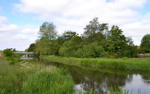 Josina - 32Km from the Sea: Wasservorräte, Wasser, Gewässer, Natürlichen Umgebung, Natur, Wasserweg, Grün, Natürliche Landschaft, Wasserlauf