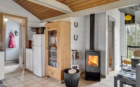 Raika - 450M to the Fjord: Haus, Zuhause, Hütte, Estate, Garten, Bauernhaus, Abstellgleis, Gartenbauten, Veranda