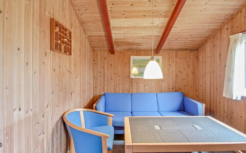 Annik - 980M to the Fjord: Möbel, Interior Design, Flooring, Holz, Fussboden, Decke, Holzboden, Stuhl, Tabelle, Beleuchtung