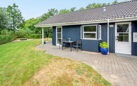 Herlugh - 1Km to the Fjord: Dach, Hütte, Zuhause, Schatten, Abstellgleis, Bauernhaus, Veranda, Outdoor Struktur, Gartenbauten