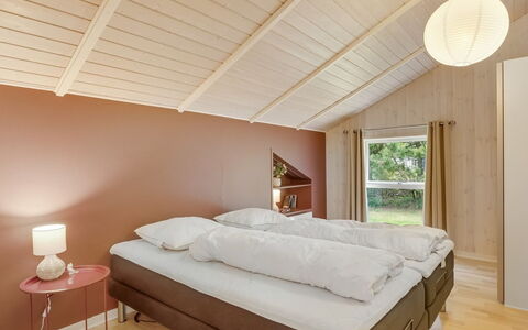 Sæby 670: Interior Design, Holz, Fussboden, Flooring, Decke, Möbel, Bett, Schlafzimmer, Textil, Zimmer
