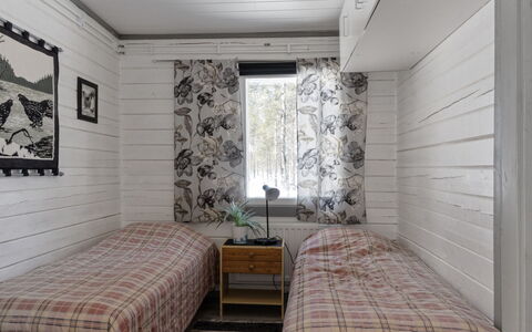 Riekko: Holz, Fussboden, Schlafzimmer, Hartholz, Holzbeize, Planke, Bett, Design, Bedding, Bettdecke