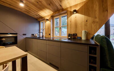 Unterkunft:&nbsp;Rooftop Vista Maisonette & Relaxing Bath 140.7