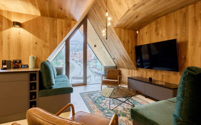 Unterkunft:&nbsp;Rooftop Vista Maisonette & Relaxing Bath 140.7