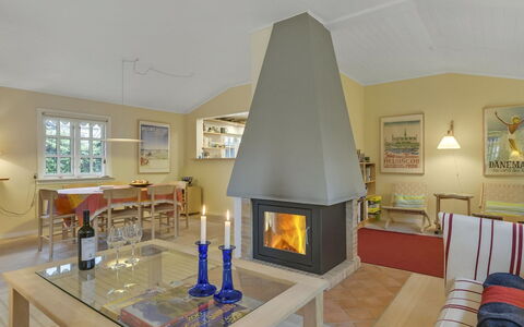 Ayla - 200M from the Sea: Möbel, Interior Design, Flooring, Holz, Fussboden, Decke, Holzboden, Stuhl, Tabelle, Beleuchtung