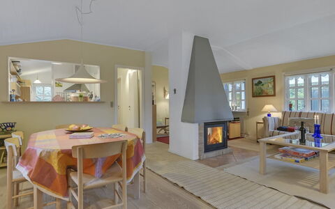 Ayla - 200M from the Sea: Möbel, Interior Design, Flooring, Holz, Fussboden, Decke, Holzboden, Stuhl, Tabelle, Beleuchtung