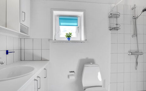 Ritha - 350M from the Sea: 